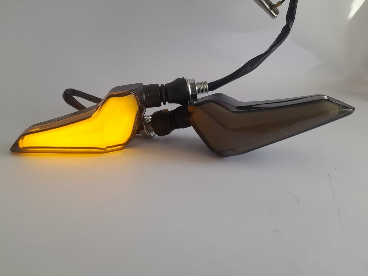 DIRECCIONAL CRISTAL FIJO (ZXD-112-Y)